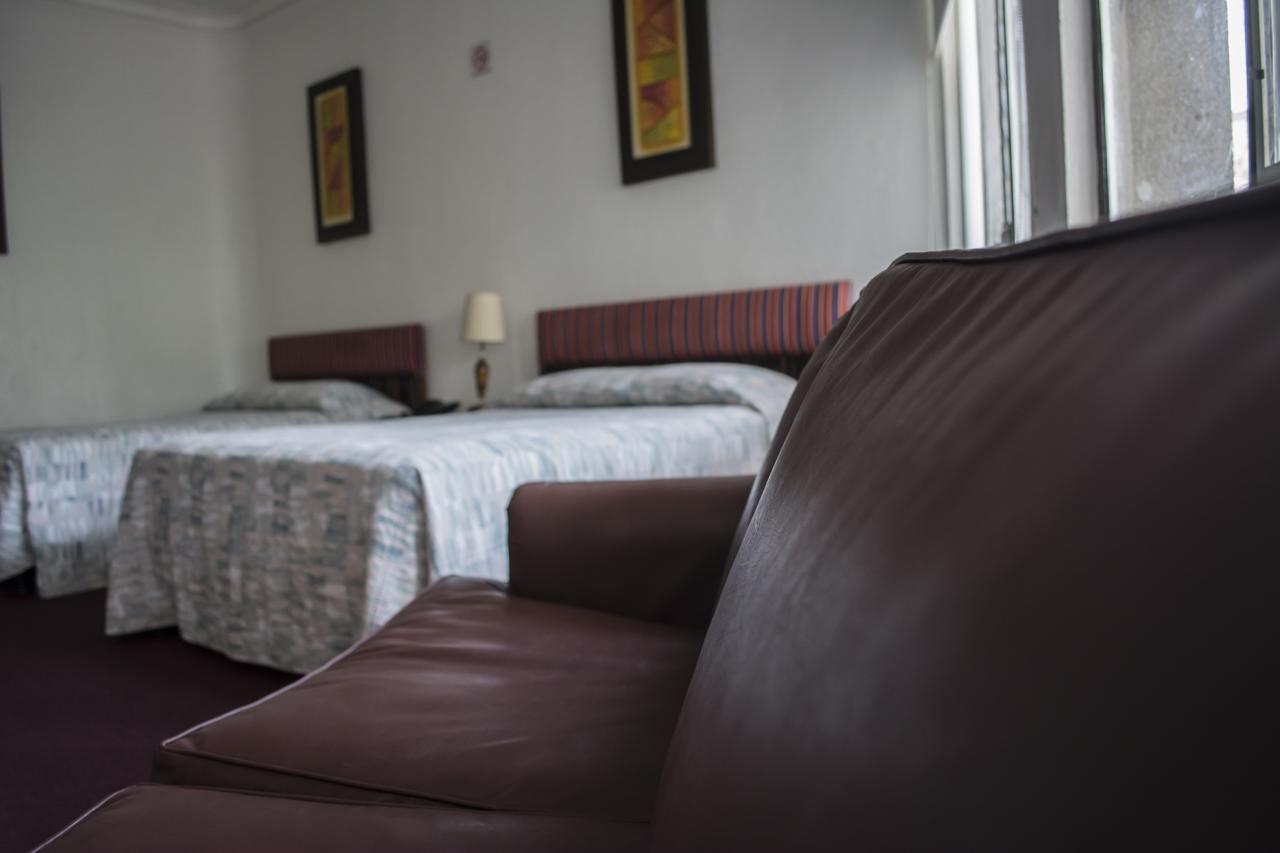 Hotel Plaza Guatemalaváros Kültér fotó